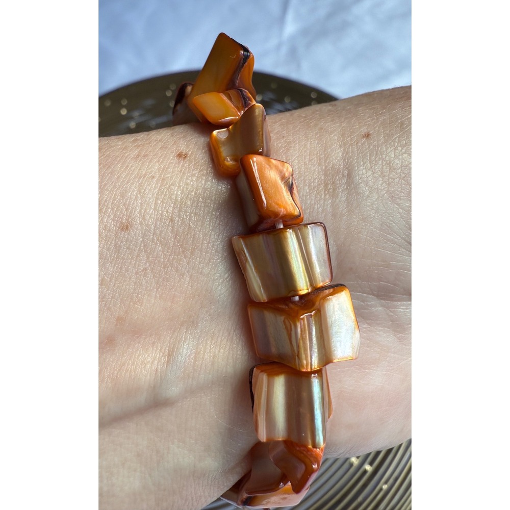 Vintage Cognac Orange Iridescent Shell Stretch Bracelet Square Bead Boho Coastal - Picture 8 of 9